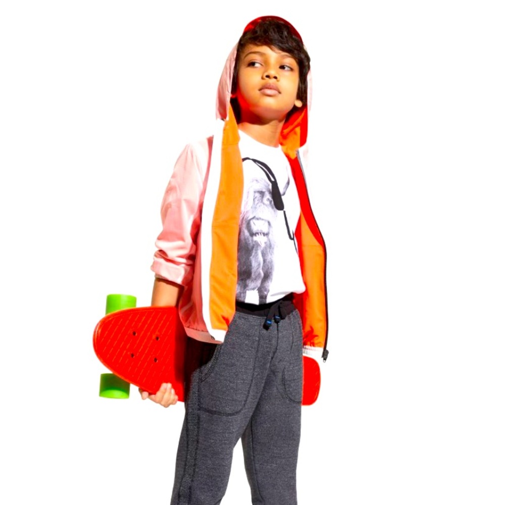 DOUBLE LAYER HOODED WINDBREAKER